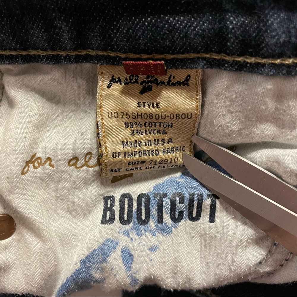 7 for All Mankind distressed bootcut jeans - Picture 14 of 16